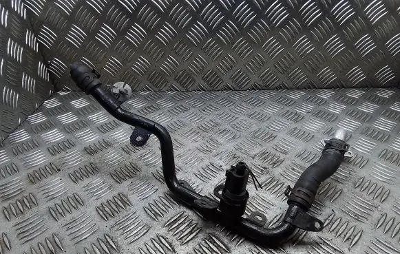 Volkswagen Transporter - Caravelle T5 Engine coolant pipe/hose 7E0121050B