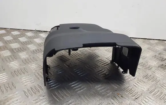 Infiniti Q70 Y51 Steering wheel trim 