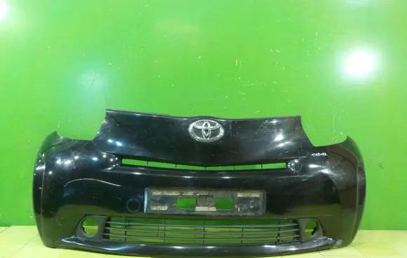 Toyota iQ Front bumper PRZOD 17AB182
