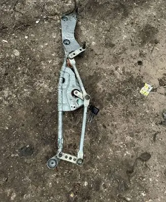 Mercedes-Benz ML W164 Front wiper linkage and motor A1648201742 404931