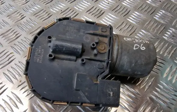 Skoda Octavia Mk2 (1Z) Wiper motor 1Z1955119A