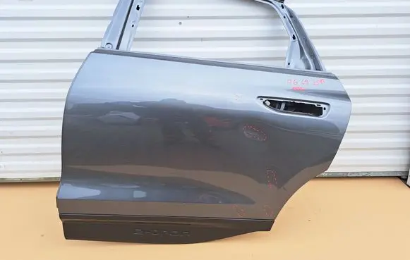 Audi A6 S6 C9 4L Rear door 7168181