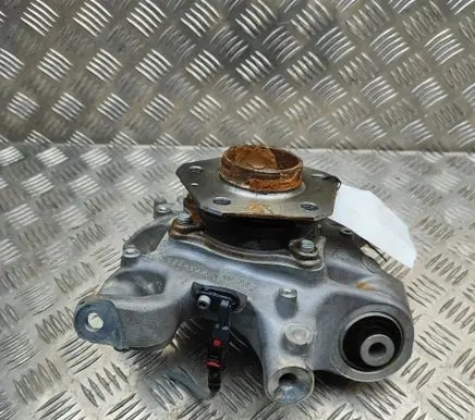Audi A5 Rear wheel hub 8B3505460A