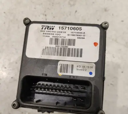 Peugeot 407 ABS Pump 9661702380 313619073136 K72847245