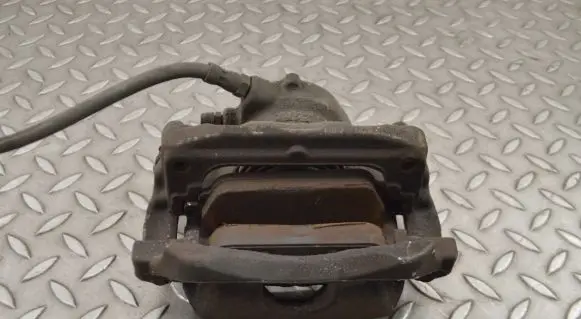 Mercedes-Benz A W176 Front brake caliper