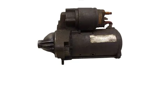 Opel Movano B Starter motor 8200568535E 13F30833KGA