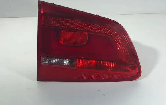 Volkswagen Touran I Tailgate rear/tail lights 176452 176443