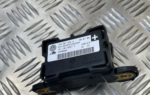 Audi TT TTS Mk2 ESP acceleration yaw rate sensor 7H0907652A DD79G0926N