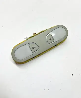 Audi A6 C7 Rear seat light