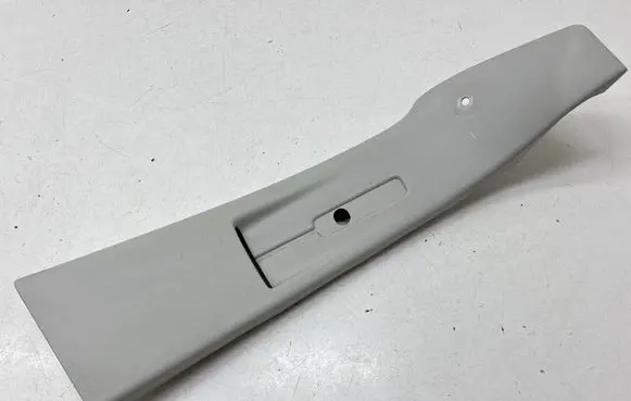 (B) pillar trim (top)