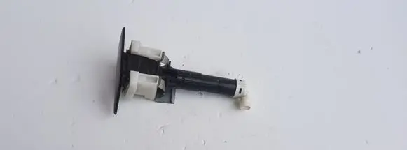 Nissan Leaf I (ZE0) Headlight washer spray nozzle