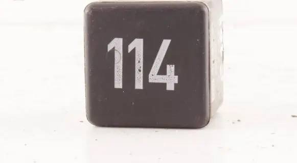 Audi A6 S6 C4 4A Other relay 701959141A