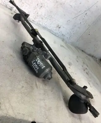 Lexus IS 220D-250-350 Front wiper linkage and motor 8511053040