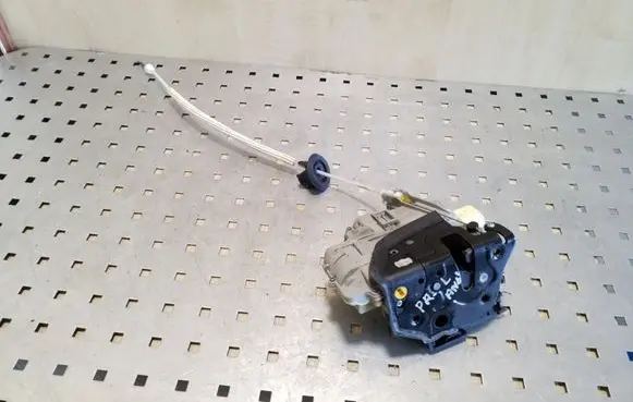 Audi Q7 4L Front door lock 3C2837015A