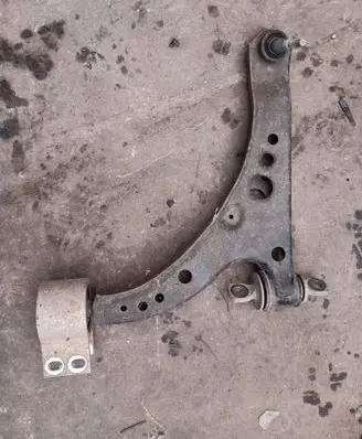 Opel Astra K Front lower control arm/wishbone 3507 39089344