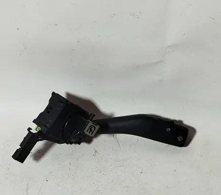 Volkswagen Jetta V Wiper control stalk 1k0953519b