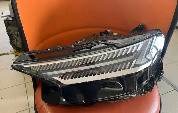 Headlight/headlamp