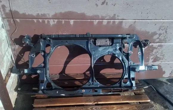 Volkswagen PASSAT B5.5 Radiator support slam panel 3B0805594