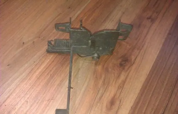 Ford Escort Engine bonnet/hood lock/catch