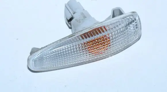 Mitsubishi Space Star Front fender indicator light 