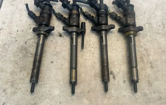 Ford Fiesta Fuel injectors set 0445110353 9M5Q9F593AA