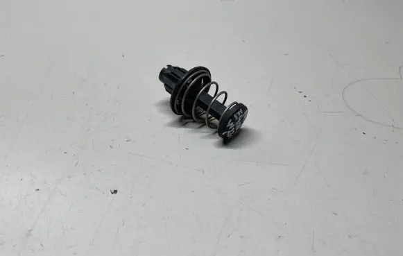 Mercedes-Benz E W238 Other engine bay part A2058800027