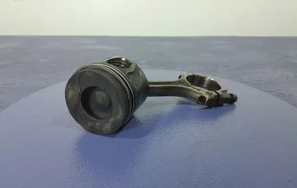 Piston