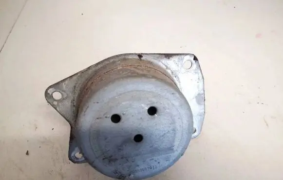 Opel Insignia A Engine mount bracket 13312093