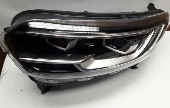 Renault Kadjar Headlight/headlamp 260600084R
