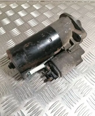 Volvo V70 Starter motor 1005831253