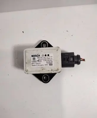 Audi A4 S4 B8 8K ESP acceleration yaw rate sensor 8K0907637A