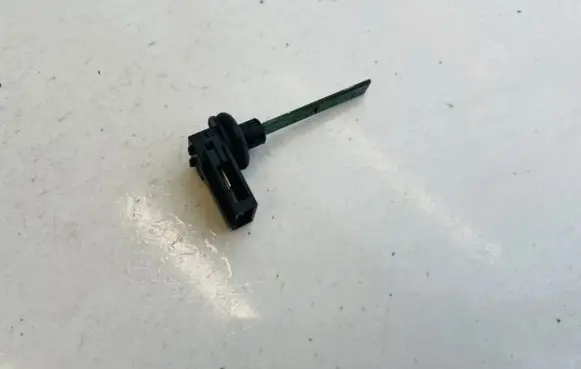 Audi A4 S4 B6 8E 8H Interior temperature sensor 4b0820539