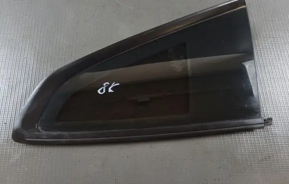 Ford Mustang VI Rear side window JR3B6329701AB