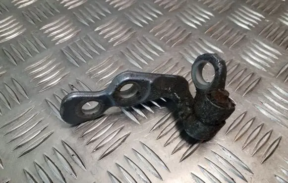 Ford Focus Front door lower hinge 