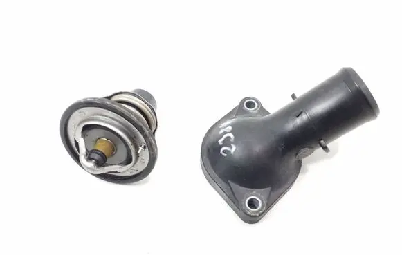 Toyota Verso Thermostat 1632137010