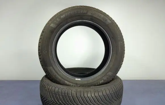 Land Rover Range Rover Evoque L538 R17 C winter tire 3528704008827