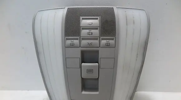 Mercedes-Benz E W212 Front seat light A2129001509 A2129019602 A2129029203