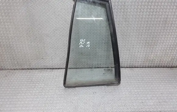 KIA Rio Rear vent window glass 