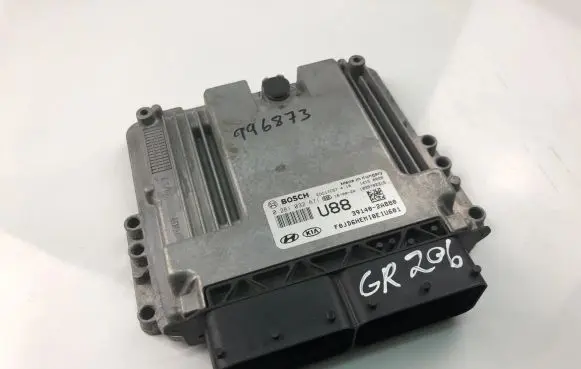 KIA Ceed Engine control unit/module ECU 391402A880 0281032871