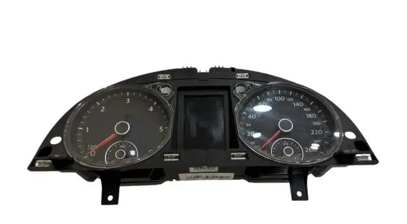 Volkswagen PASSAT B6 Speedometer (instrument cluster) 3C0920872G 042328