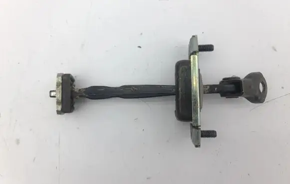 Hyundai Kona I Rear door check strap stopper