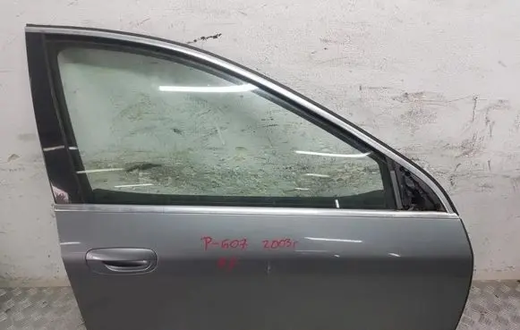 Peugeot 607 Front door