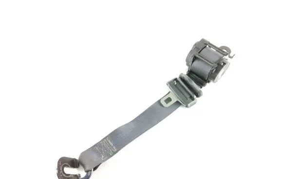 Jeep Cherokee III KJ Rear seatbelt