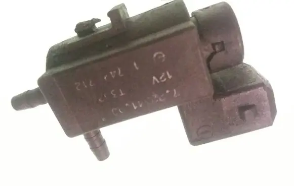 BMW 5 E39 Turbo solenoid valve 72234100