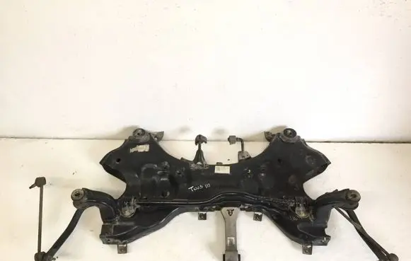Hyundai Tucson TL Front subframe 62401D7570 191204000149A