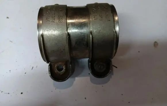 Bentley Continental Muffler pipe connector clamp 3W0253141