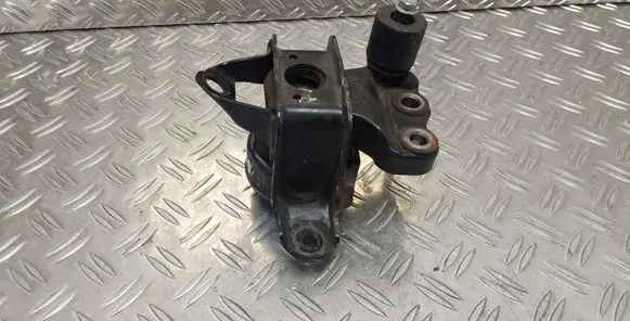 Toyota Aygo AB40 Engine mount bracket