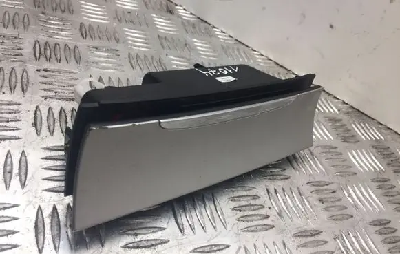 Volkswagen PASSAT B6 Car ashtray 3C0863284A 11074