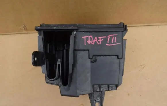 Renault Trafic III (X82) Fuse box set 243503708R 93452989
