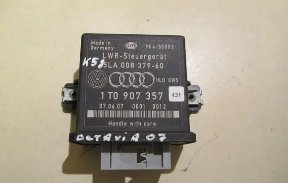 Skoda Octavia Mk2 (1Z) Light module LCM 1T0907357